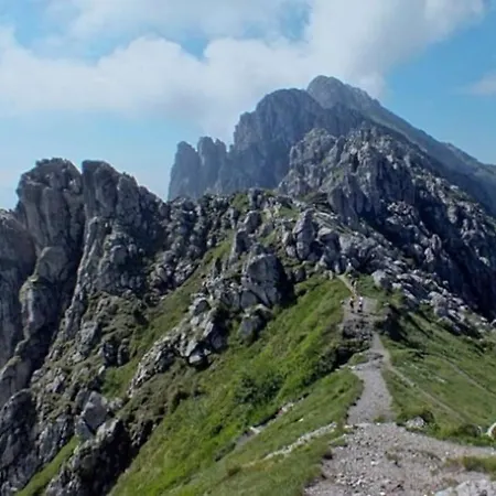 Vakantiehuis Fuga In Montagna Casa Indipendente Mezzo Montagna Con Barbecue *